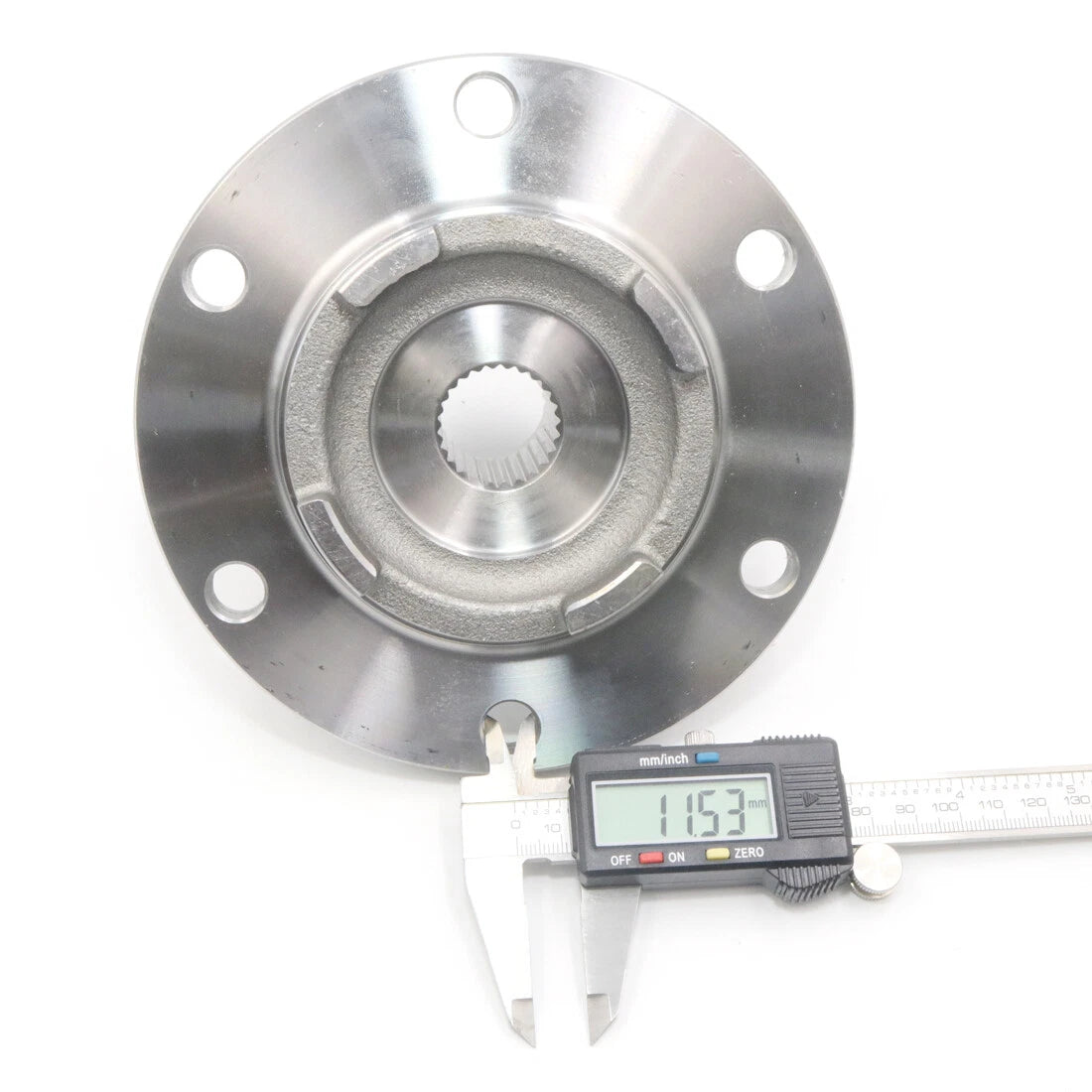 Front Hub Wheel for Ford Ranger Mazda BT-50 B2200 B2500 B2600 4WD 1985-2011