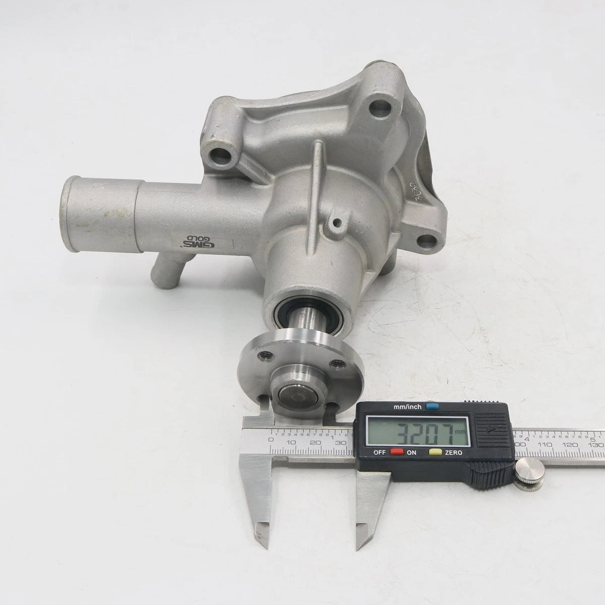 Water Pump for Toyota LiteAce/Daihatsu Delta 1979-1985