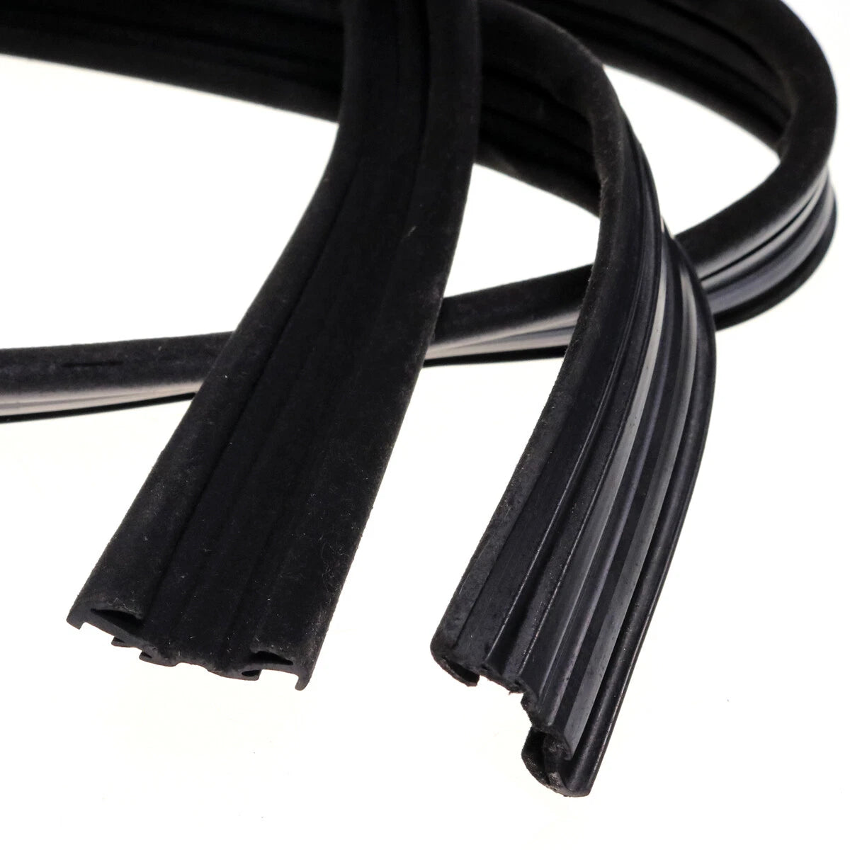 Door Glass Run Channel Rubber LH for Isuzu Elf NPR NKR GMC W Series 1994